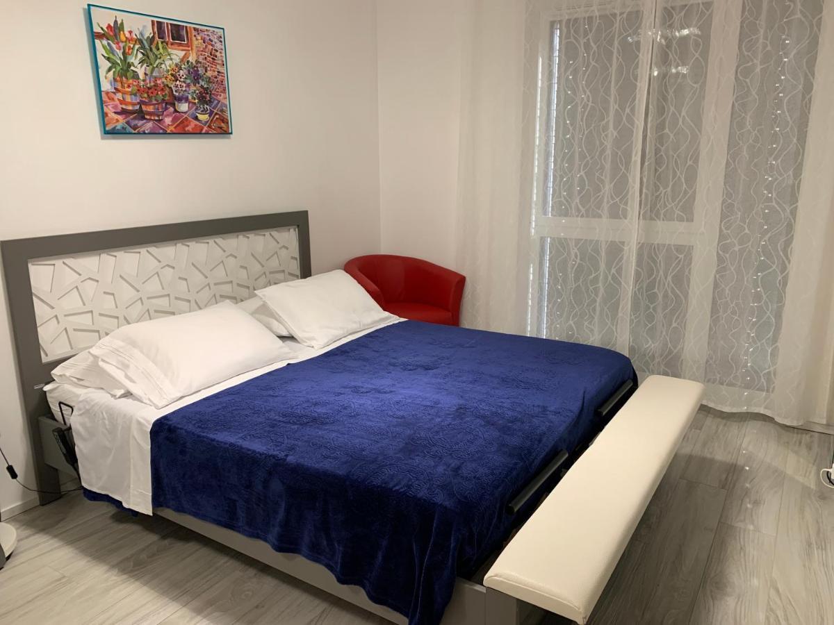 B&B Kelly Plus Lausanne Exteriör bild