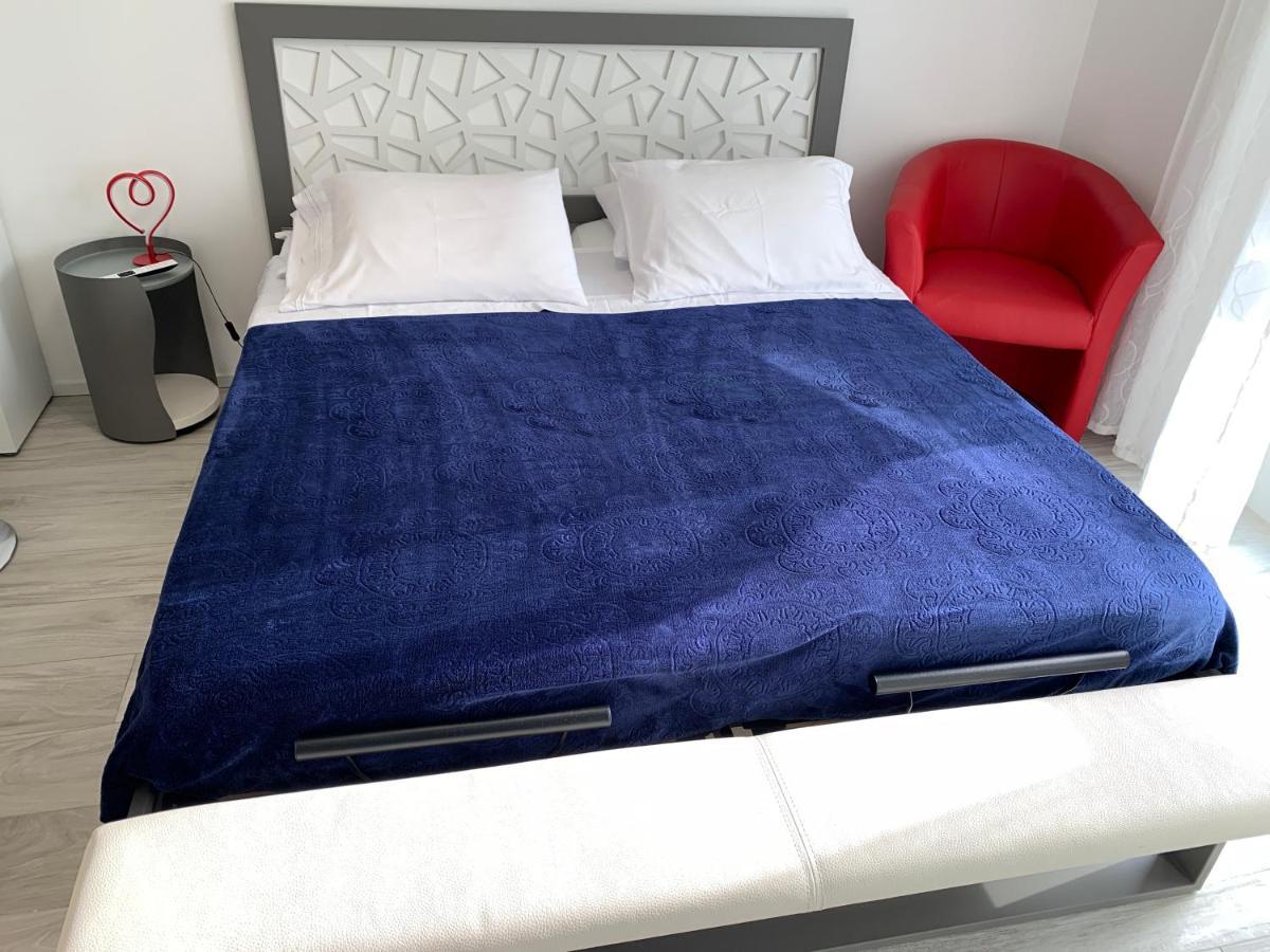 B&B Kelly Plus Lausanne Exteriör bild